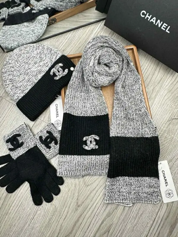 chanel hat and echapres and glove set s_126a1053